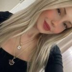 Üniversiteli 2 Arkadaş Helen Ve Selen